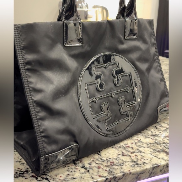 Tory Burch Ella Tote Bag. - Black. - Picture 3 of 10